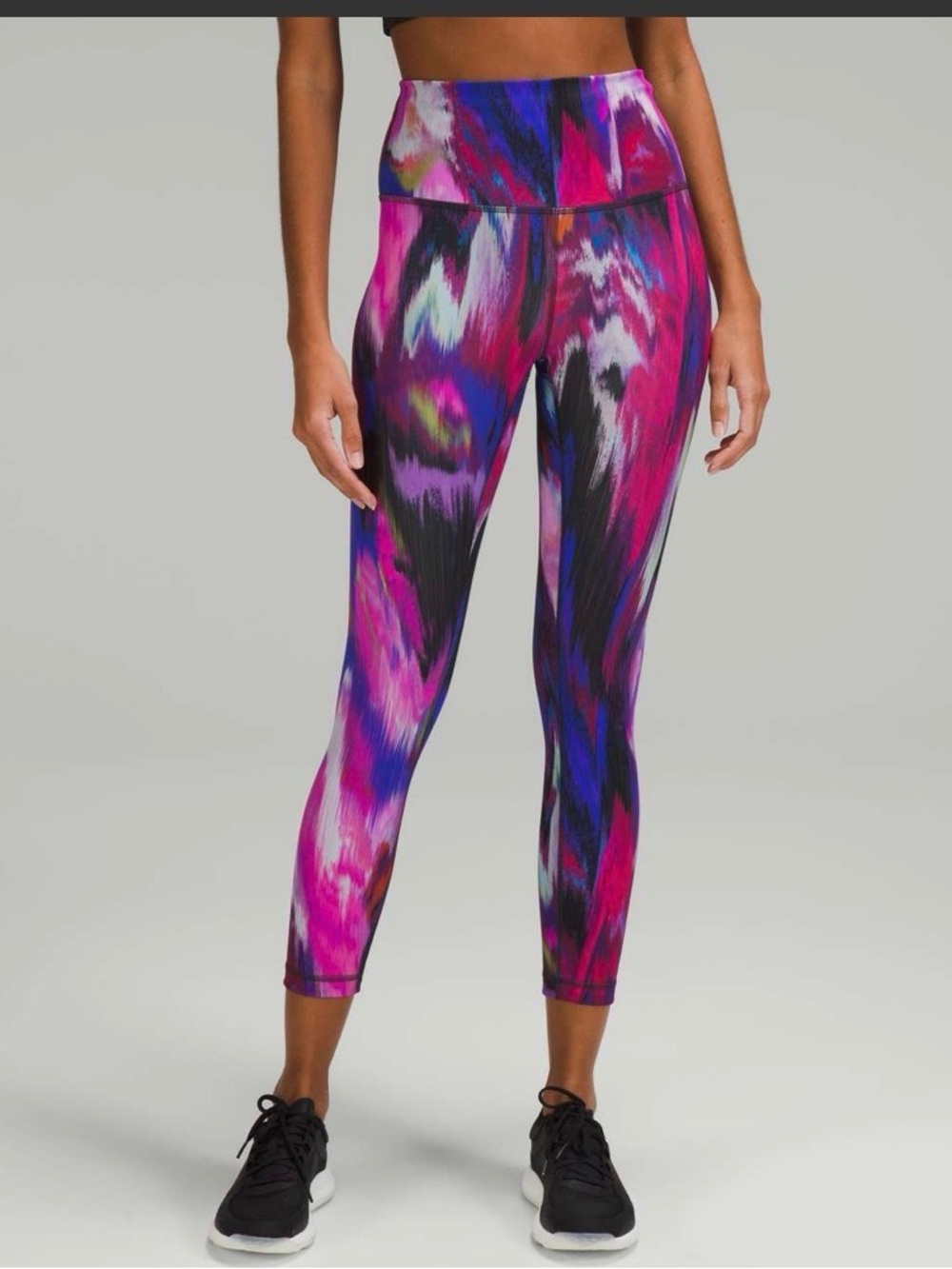 These are the Lululemon Wunder Train High-Rise Leggings